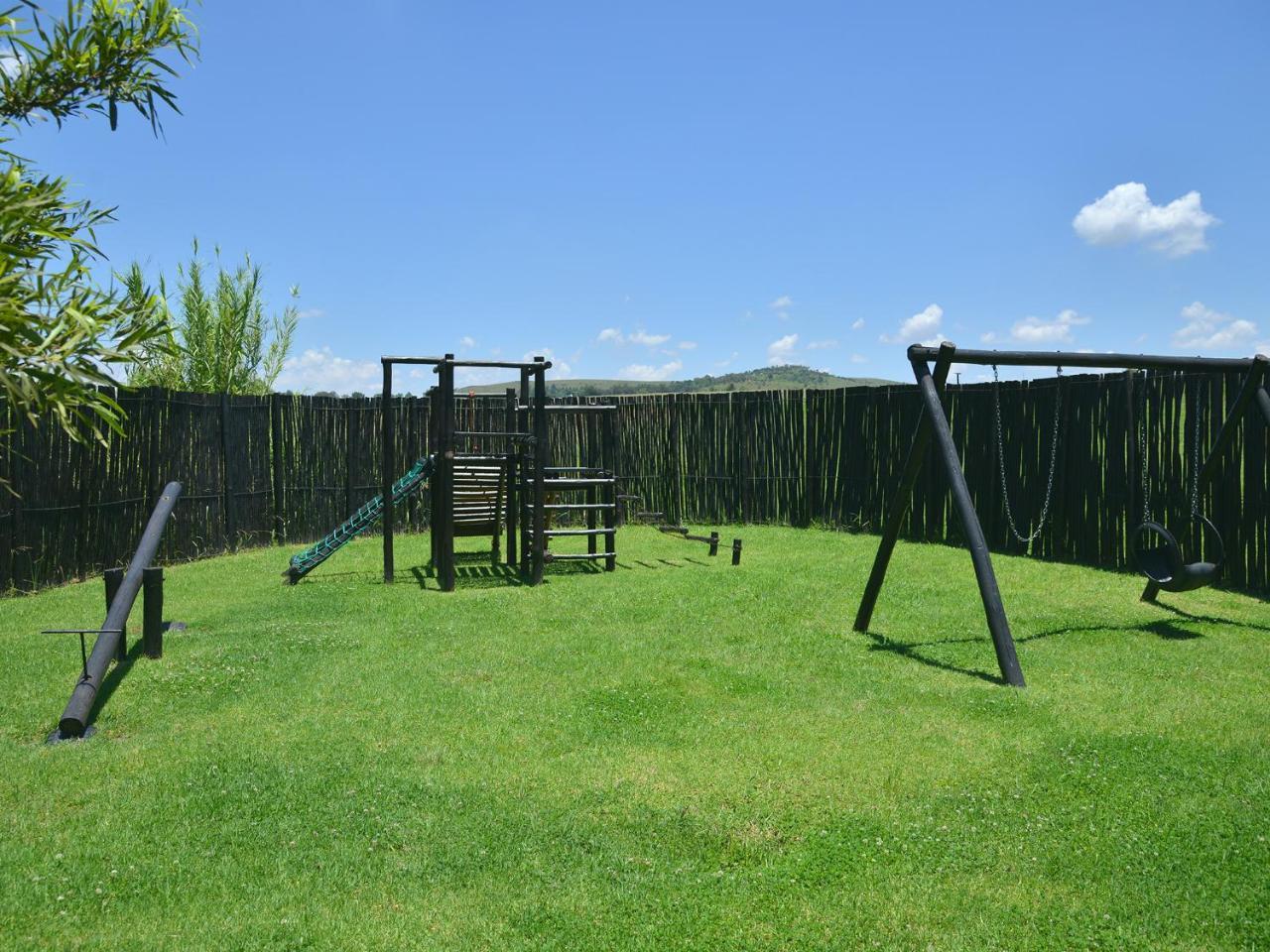 Kloofzicht Lodge & Spa Krugersdorp Kültér fotó The fort of Fort Dufferin